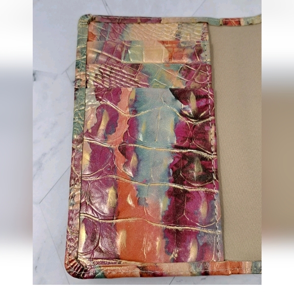 Brahmin Destiny Melbourne Passport Wallet in Genuine Croc-embossed Leather. - Picture 5 of 7